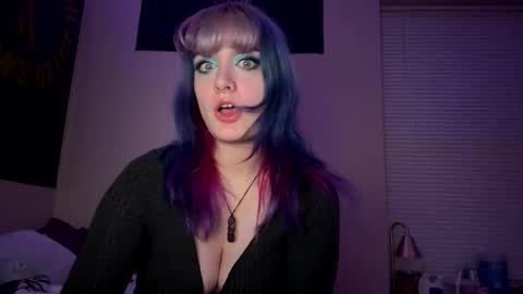 Snapshot of thewildwildwest chatting on 04.16.26 West online show from 04.16.26