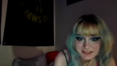 Snapshot of thewildwildwest chatting on 06.25.26 West online show from 06.25.26