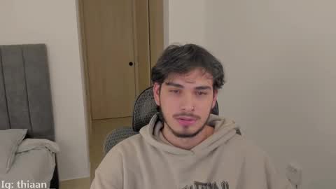 thiaan__ online show from 09.18.25