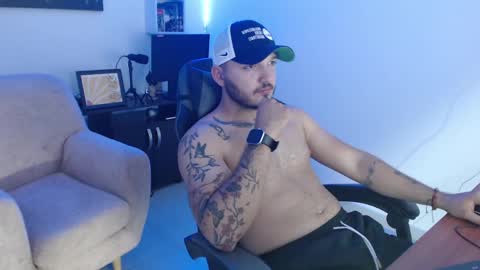 Snapshot of thiago_420 chatting on 05.20.26 thiago_420 online show from 05.20.26