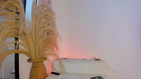 Thiago  online show from 11.10.25