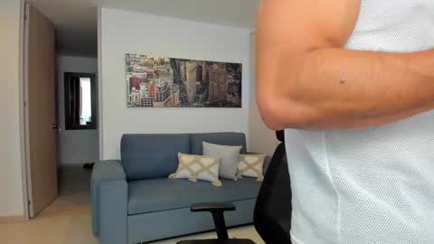 thiago_driussi online show from 02.04.25