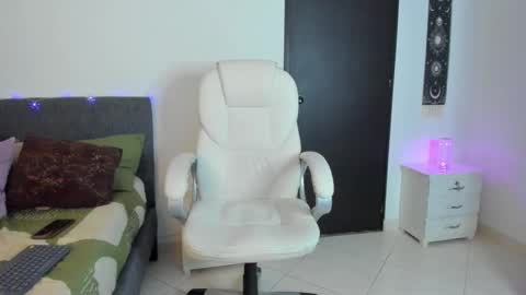 Manuel online show from 02.03.26