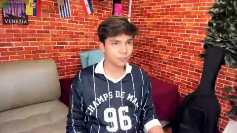 Snapshot of thiago_kozak chatting on 06.30.26 thiago online show from 06.30.26