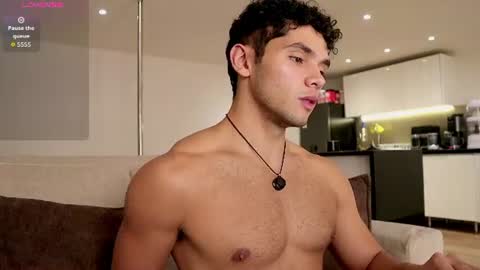 Snapshot of thiago_l chatting on 06.25.26 Just Thiago online show from 06.25.26