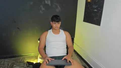 thiago_vibes212 online show from 02.16.26