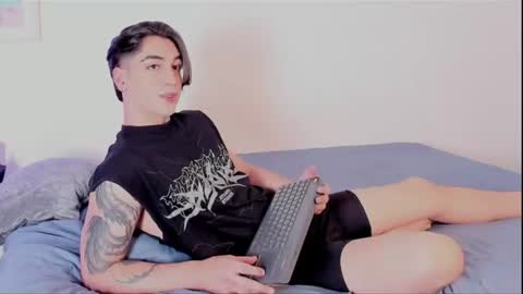 Snapshot of thiago_winteer chatting on 06.14.26 Thiago Winteer online show from 06.14.26