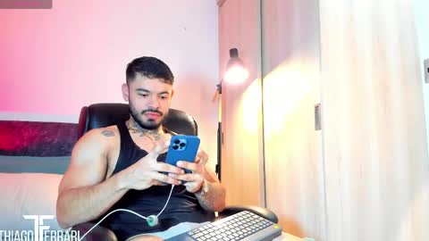 Snapshot of thiagoferrari1 chatting on 05.18.26 thiago online show from 05.18.26