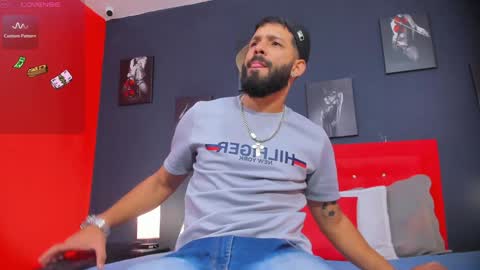 Thia Gomez online show from 12.09.24