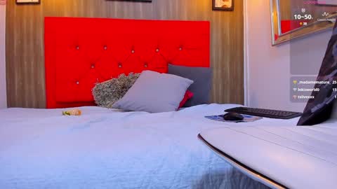 Thia Gomez online show from 01.28.25