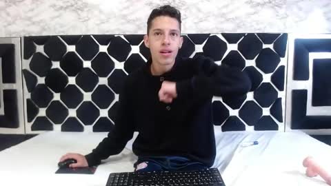 Thiago   online show from 05.08.26