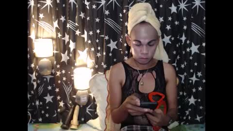 Snapshot of thick_bigcock13 chatting on 12.22.24 gil online show from 12.22.24