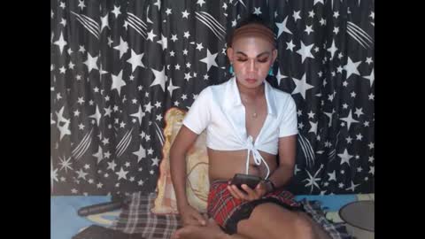 Snapshot of thick_bigcock13 chatting on 01.13.25 gil online show from 01.13.25