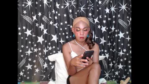 Snapshot of thick_bigcock13 chatting on 03.09.25 gil online show from 03.09.25