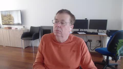 Play online show from 12.18.24