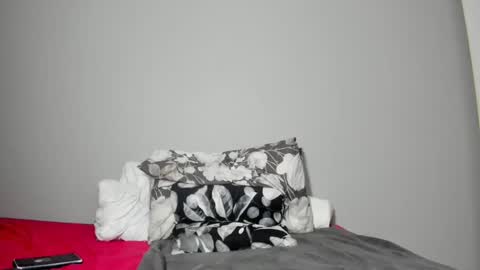 Snapshot of thickleeyanax chatting on 01.22.25 thickleeyanax online show from 01.22.25