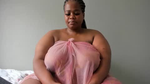 Snapshot of thickleeyanax chatting on 02.27.25 thickleeyanax online show from 02.27.25