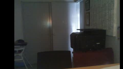 Snapshot of thickmelnik chatting on 12.12.24 James online show from 12.12.24