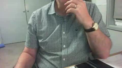 Snapshot of thickmelnik chatting on 12.26.24 James online show from 12.26.24