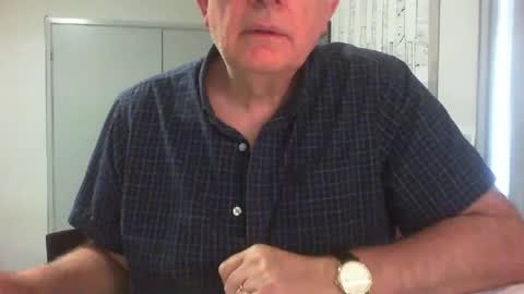 Snapshot of thickmelnik chatting on 12.29.24 James online show from 12.29.24