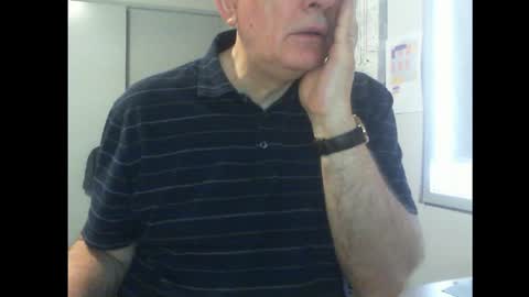 Snapshot of thickmelnik chatting on 01.01.25 James online show from 01.01.25