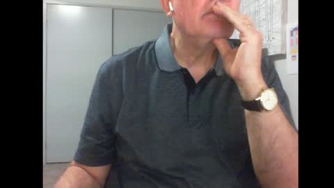 Snapshot of thickmelnik chatting on 01.06.25 James online show from 01.06.25