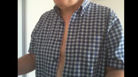 Snapshot of thickmelnik chatting on 02.02.25 James online show from 02.02.25