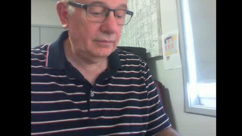 Snapshot of thickmelnik chatting on 02.05.25 James online show from 02.05.25