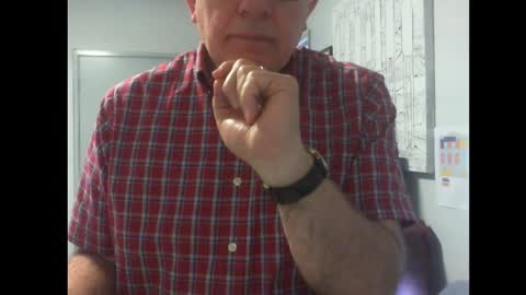 Snapshot of thickmelnik chatting on 02.19.25 James online show from 02.19.25