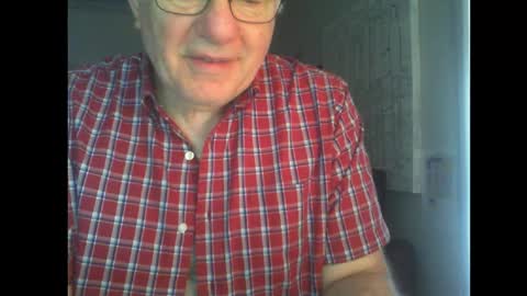 Snapshot of thickmelnik chatting on 02.21.25 James online show from 02.21.25