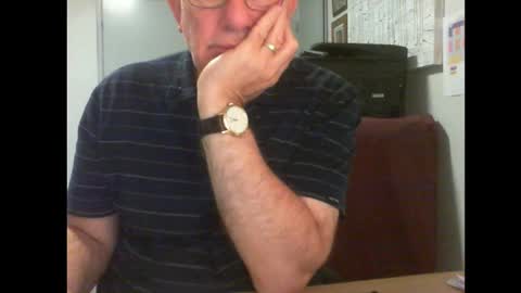 Snapshot of thickmelnik chatting on 02.28.25 James online show from 02.28.25