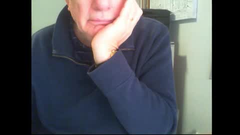 Snapshot of thickmelnik chatting on 09.16.25 James online show from 09.16.25