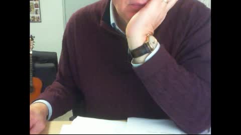 Snapshot of thickmelnik chatting on 10.28.25 James online show from 10.28.25