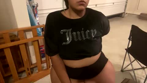 Snapshot of thickmorena chatting on 11.08.25 thickmorena online show from 11.08.25