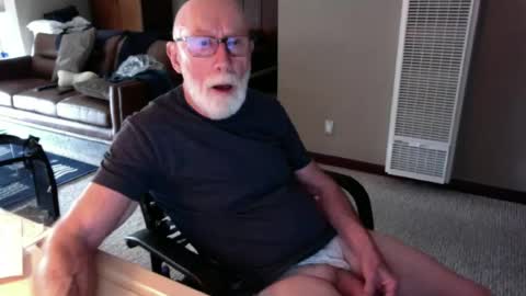 Snapshot of thickmorninwood chatting on 06.29.26 thickmorninwood online show from 06.29.26