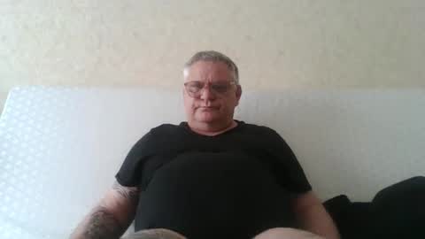 Snapshot of thierrysymp chatting on 05.12.26 Thierrysymp online show from 05.12.26