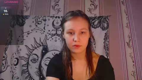 thighswithspikes online show from 10.30.25