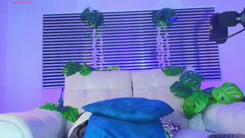 Snapshot of thiiagosaeenz chatting on 06.17.26 Thiago Saenzz online show from 06.17.26