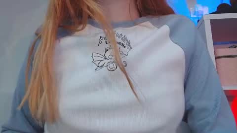 Snapshot of thin33 chatting on 12.15.24 sara online show from 12.15.24