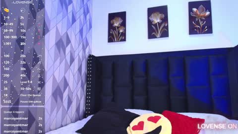 Snapshot of thin_eva chatting on 01.12.25 Eva online show from 01.12.25