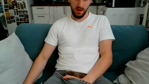 Snapshot of thinboy2 chatting on 07.17.26 Thinboy2 online show from 07.17.26