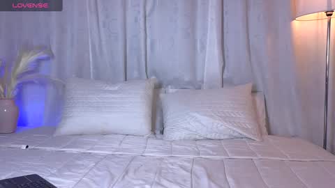 TIFFANY  online show from 01.23.25