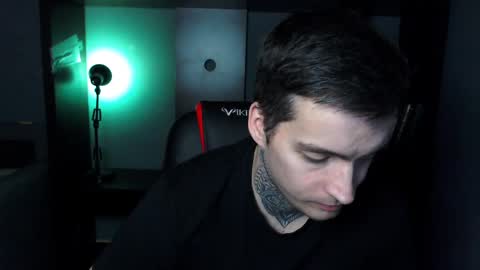 Snapshot of this_is_andy chatting on 03.05.25 Andy online show from 03.05.25