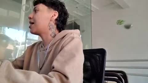 thomas27f online show from 11.30.25