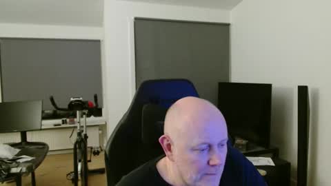 thomas315627 online show from 04.01.26