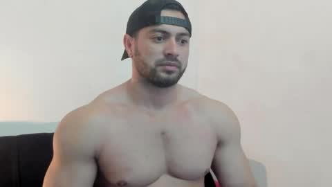Snapshot of thomas_brandon chatting on 05.21.26 Thomas Brandon online show from 05.21.26