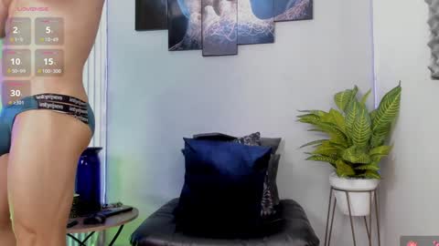 Snapshot of thomas_eliotts chatting on 02.02.25 Thomas Eliott independent model online show from 02.02.25