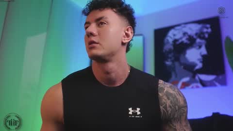 Snapshot of thomas_falcon1 chatting on 12.15.25 Thomas Falcon online show from 12.15.25