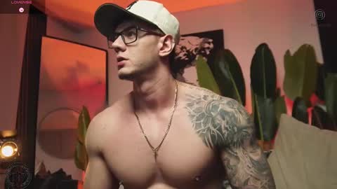 Snapshot of thomas_falcon1 chatting on 01.15.26 Thomas Falcon online show from 01.15.26