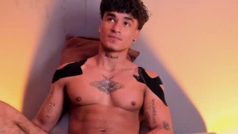 Thomas 3  JUST STAY AND BE MY LAST LOVE online show from 01.04.25